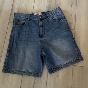 BDG Denim Carpenter Shorts Size 34 – Medium Wash